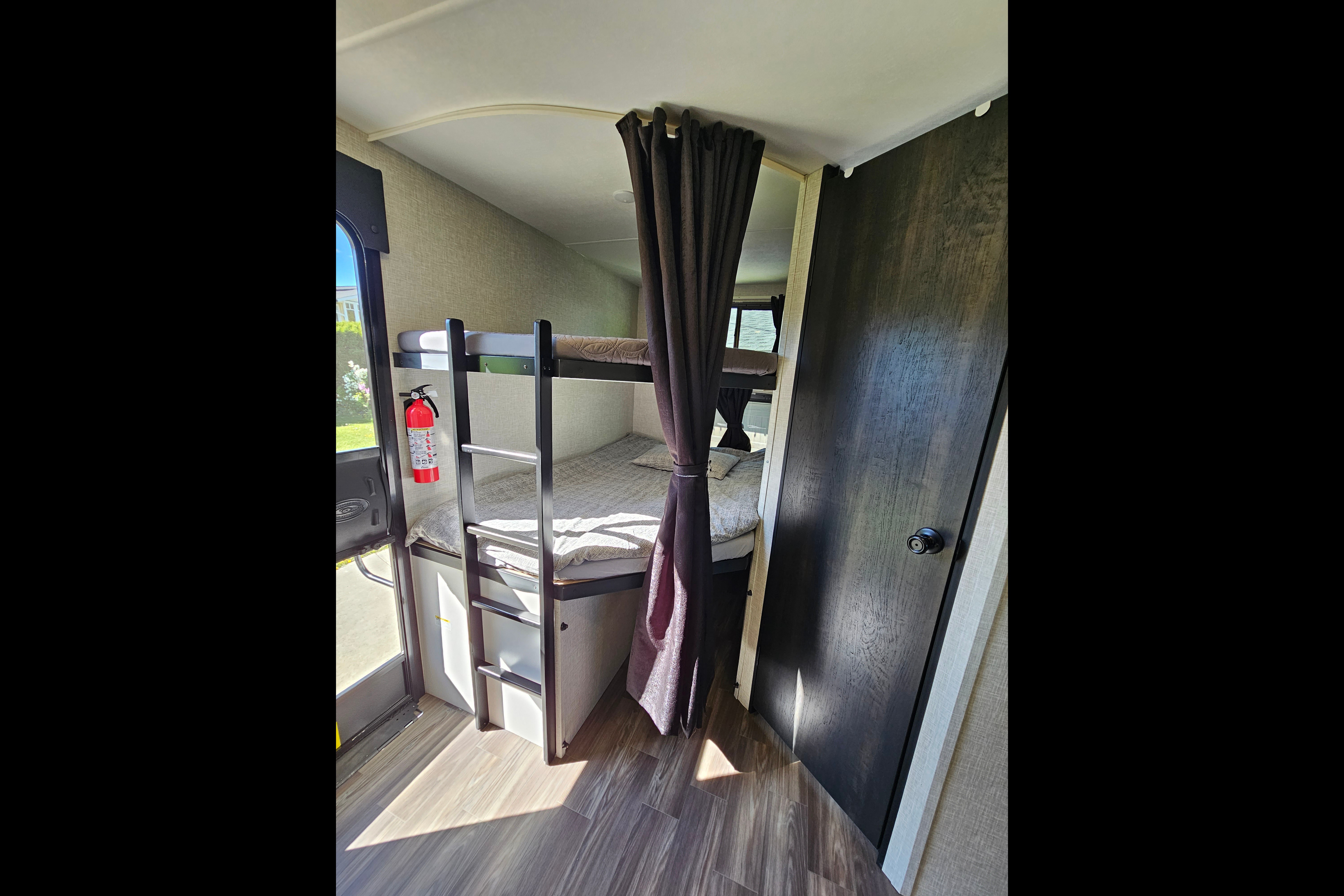 Angies 2024 Range Lite Bunkhouse | Slide-Out | Family-Friendly | Delivery Available