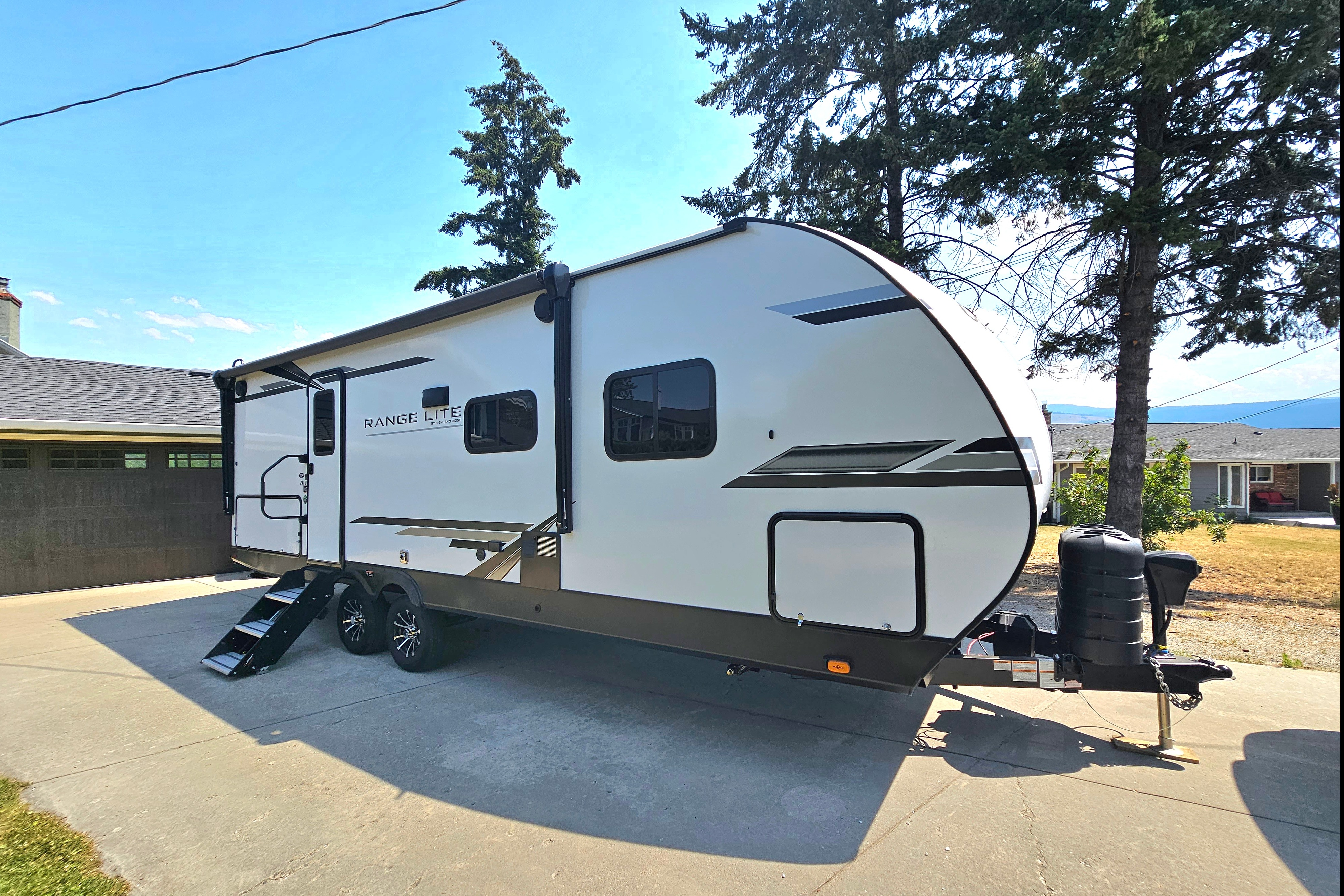 Angies 2024 Range Lite Bunkhouse | Slide-Out | Family-Friendly | Delivery Available