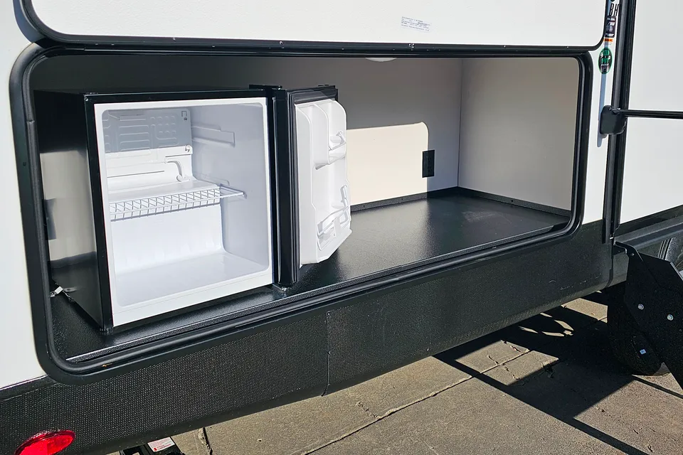 Angies 2024 Range Lite Bunkhouse | Slide-Out | Family-Friendly | Delivery Available