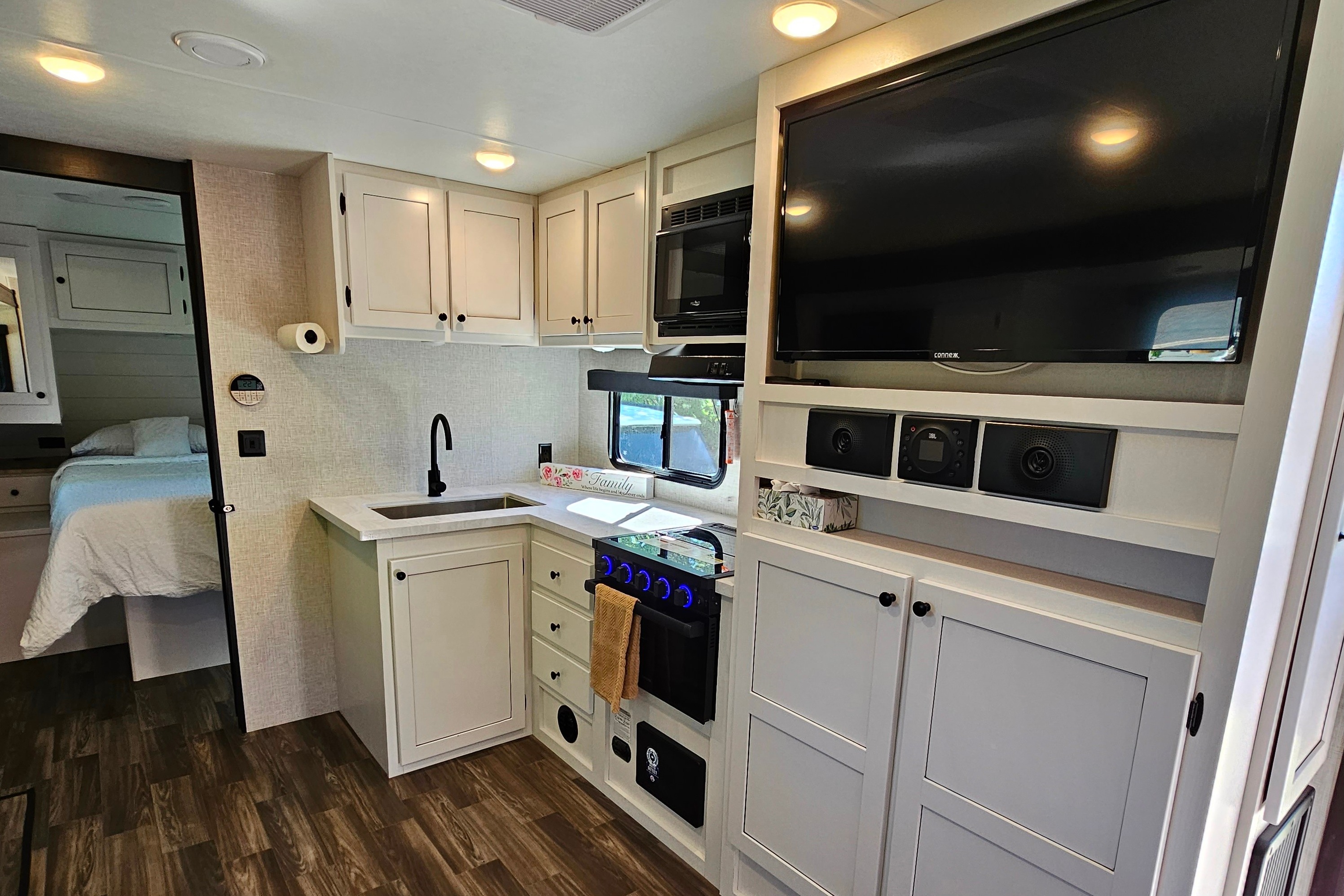 Angies 2024 Range Lite Bunkhouse | Slide-Out | Family-Friendly | Delivery Available