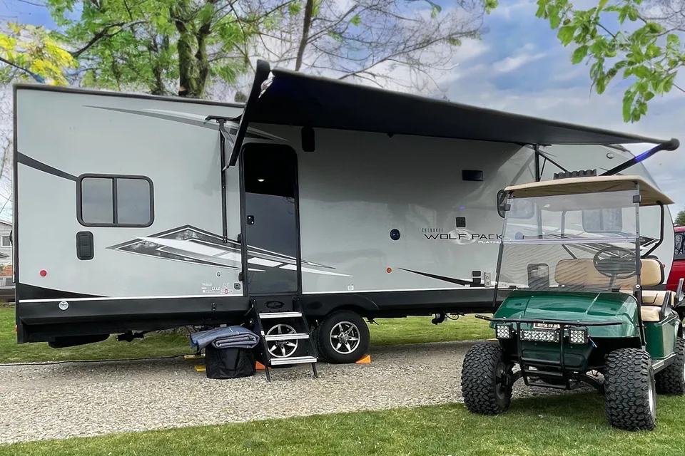 Sleeps 10_Fully Stocked_Golf Cart Rental