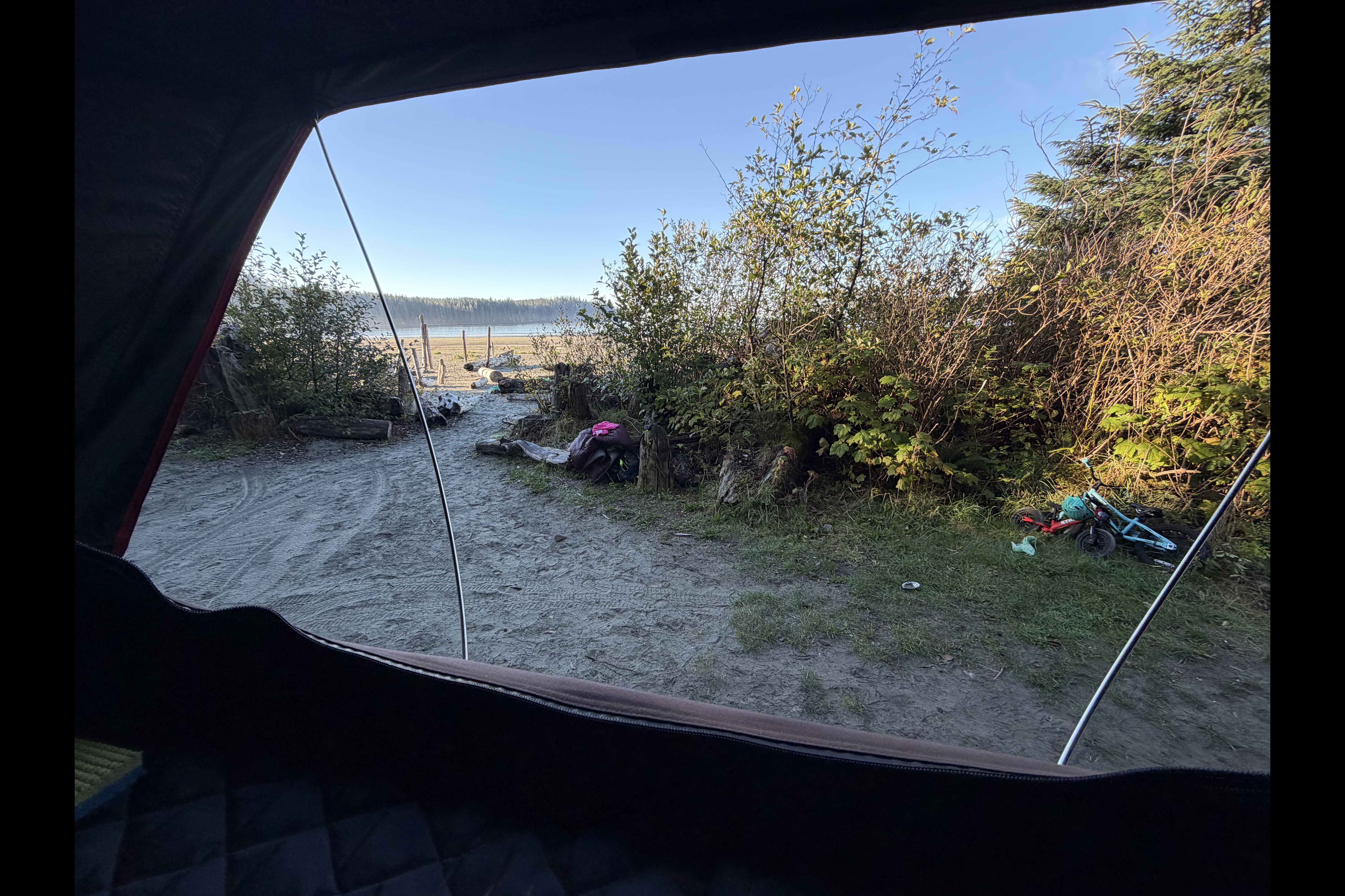 4x4 Toyota 4Runner with Roof Top Tent