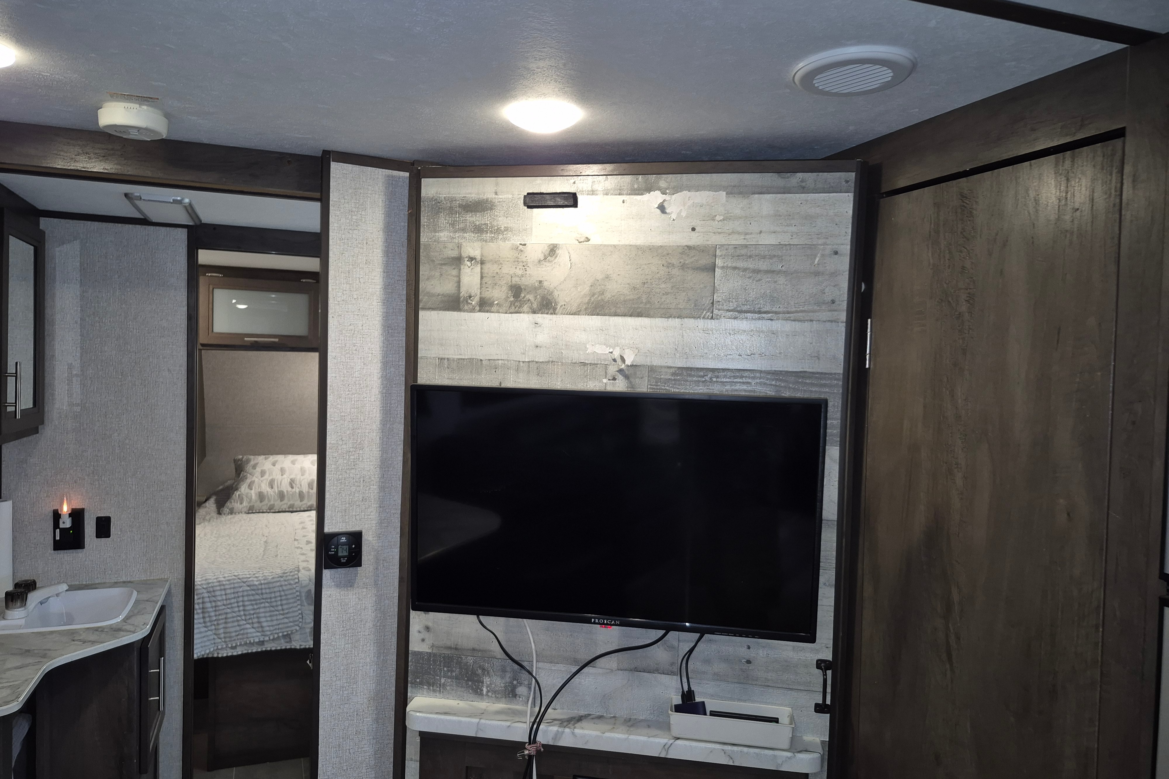 Kevin's Coleman Dutchmen Travel Trailer
