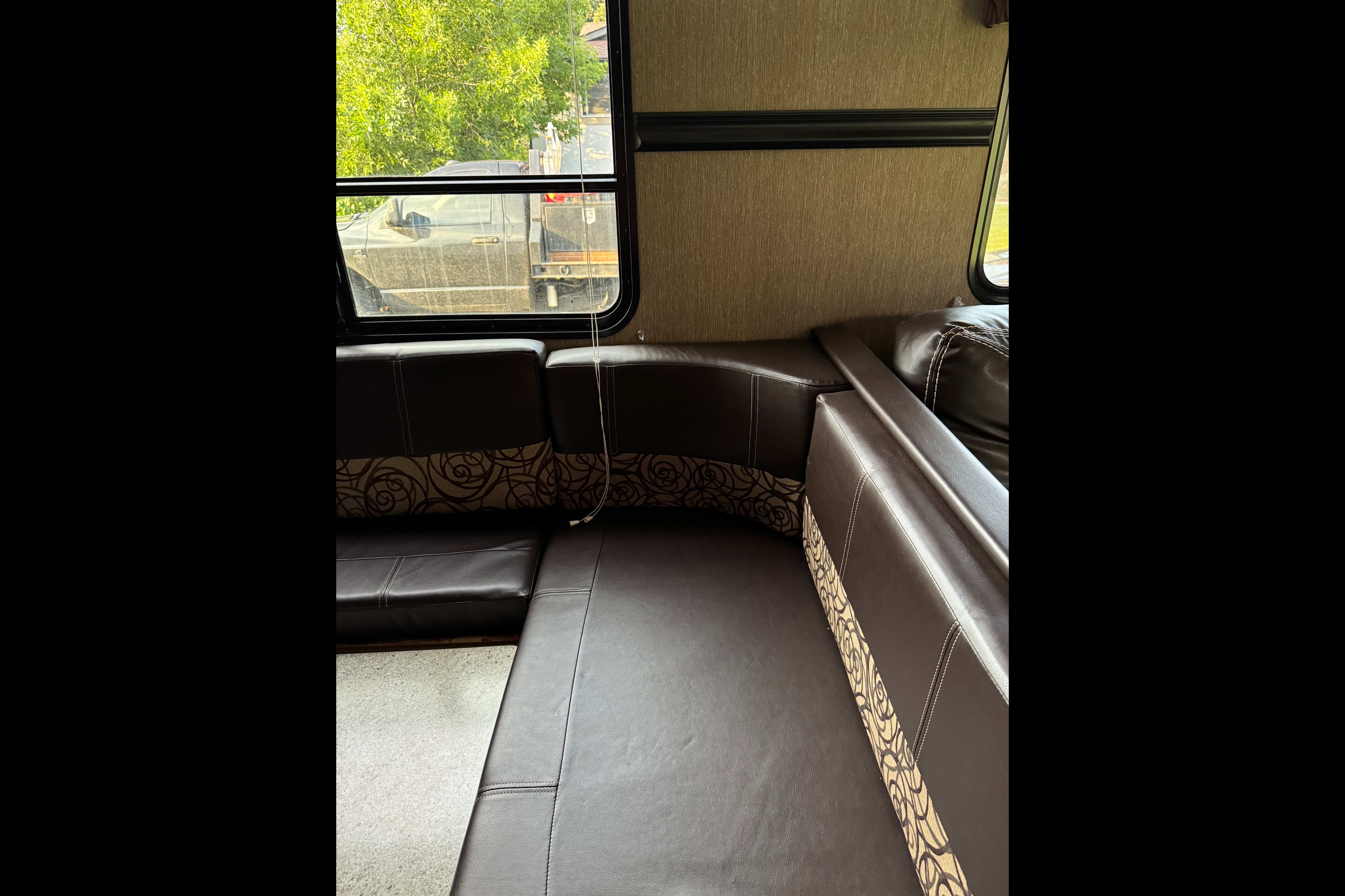 Family getaway Dutchmen Aspen trail Travel Trailer