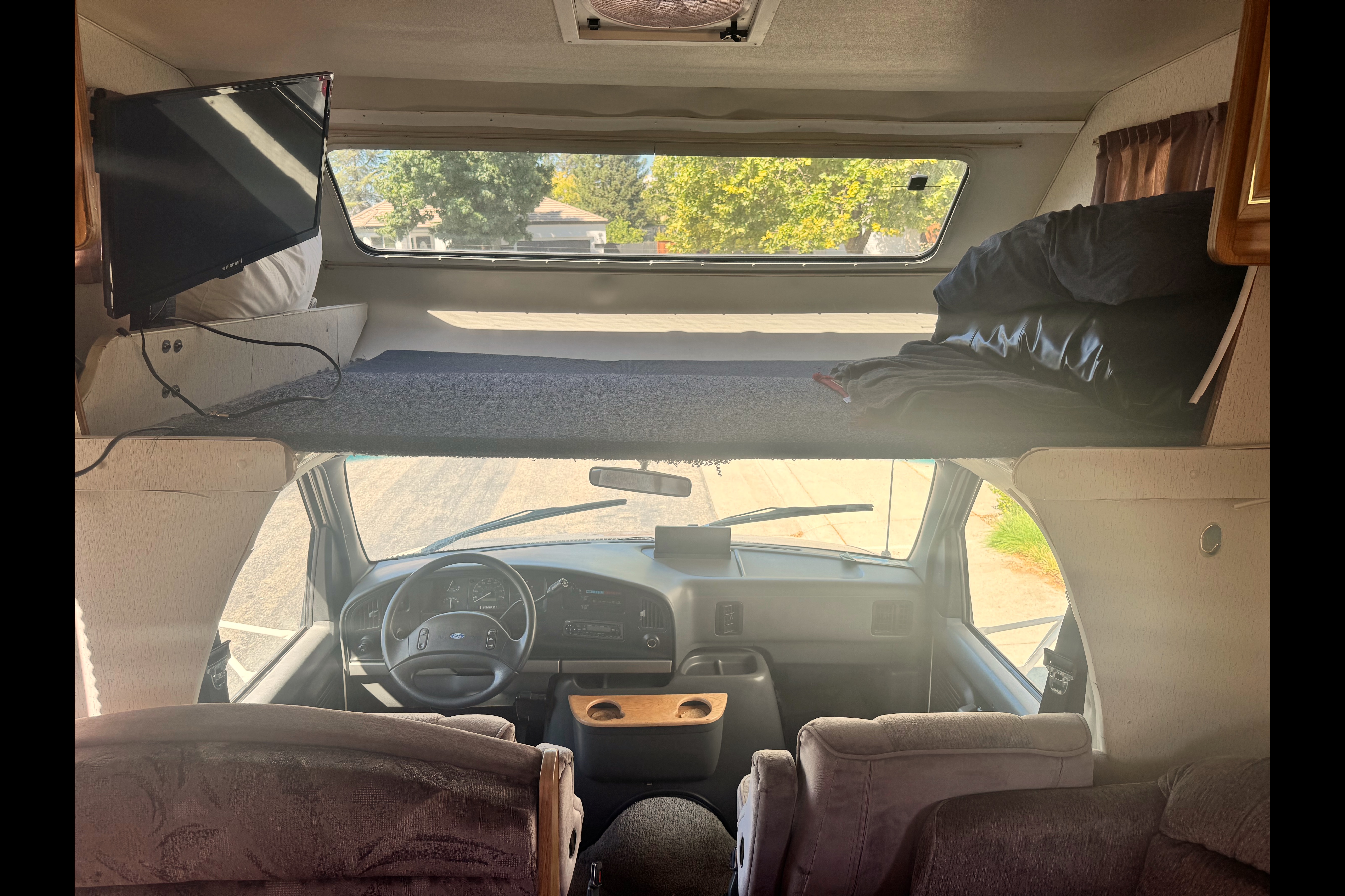 🌙 Lunaris for Cozy Couples & Family-Friendly Getaways  [Affordable RV+Extra Time+Battery]