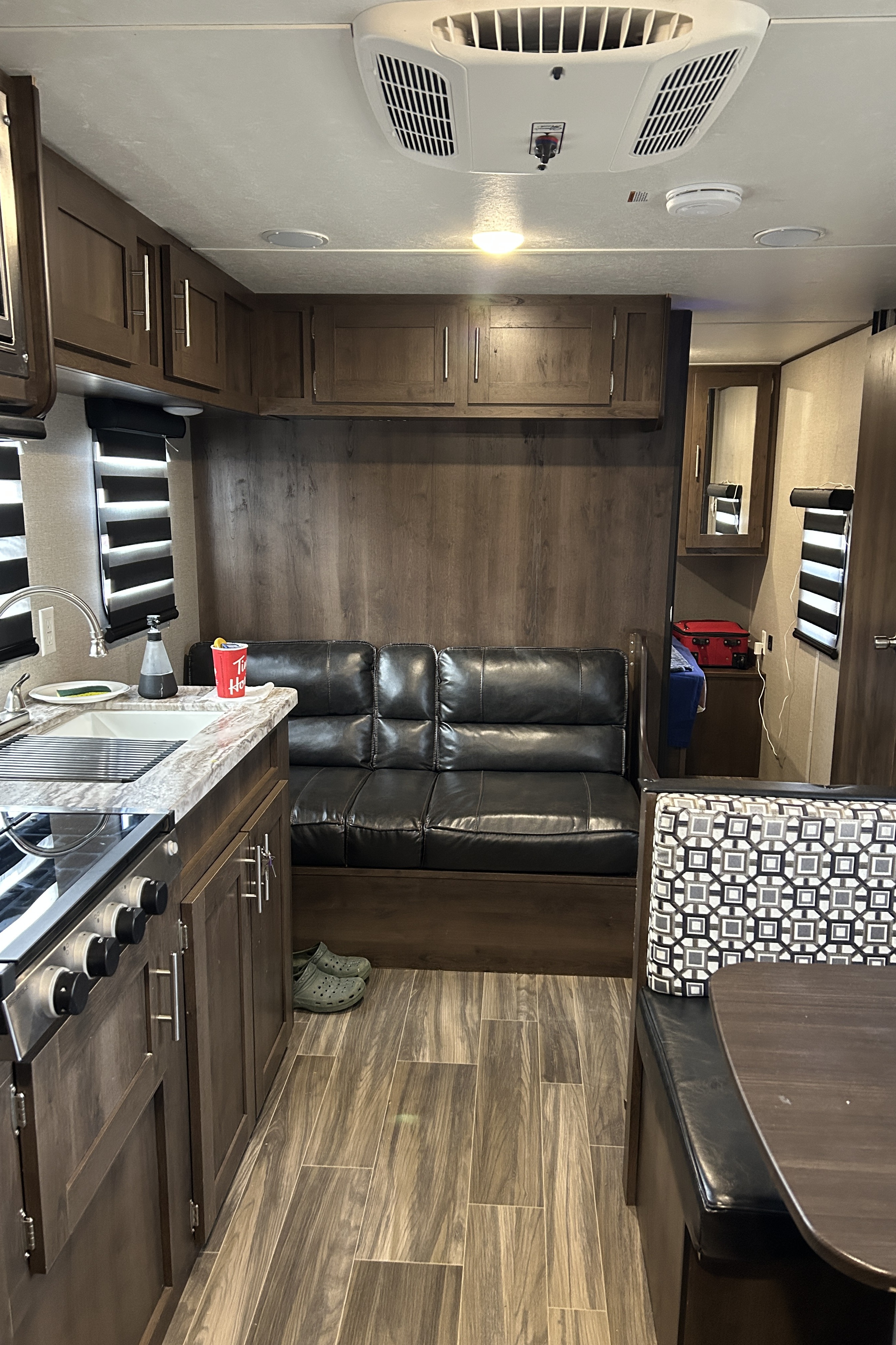 2-Shasta Travel Trailer / Camper / RV Rental