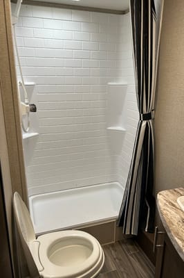 2-Shasta Travel Trailer / Camper / RV Rental