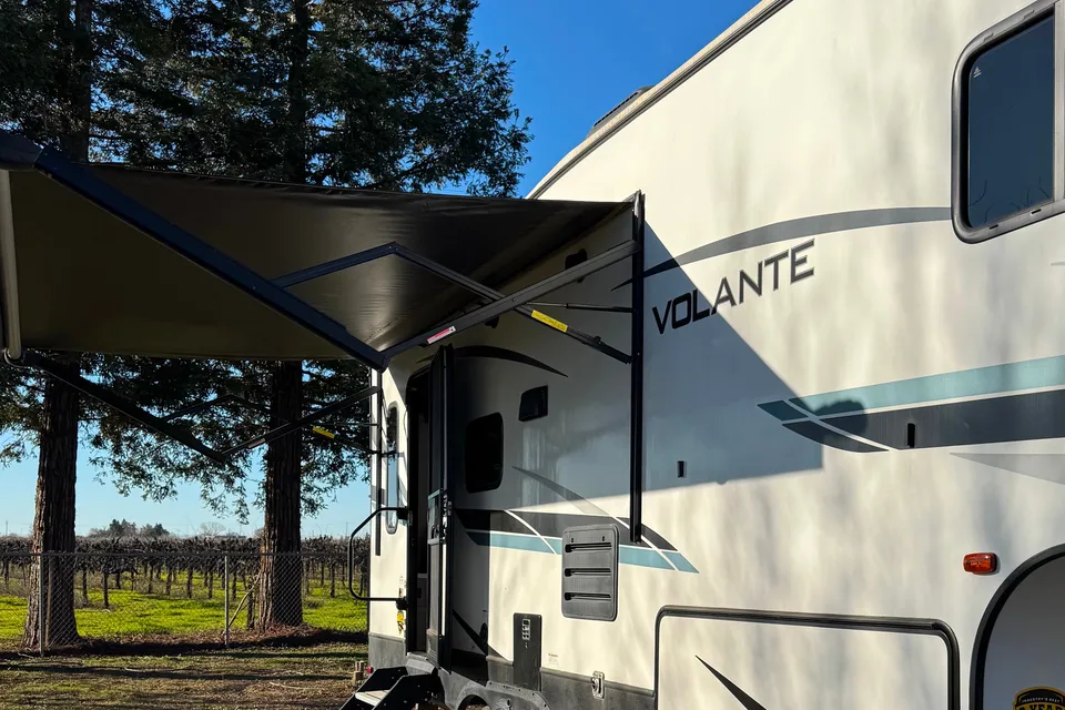 Crossroads Volante Fifth Wheel