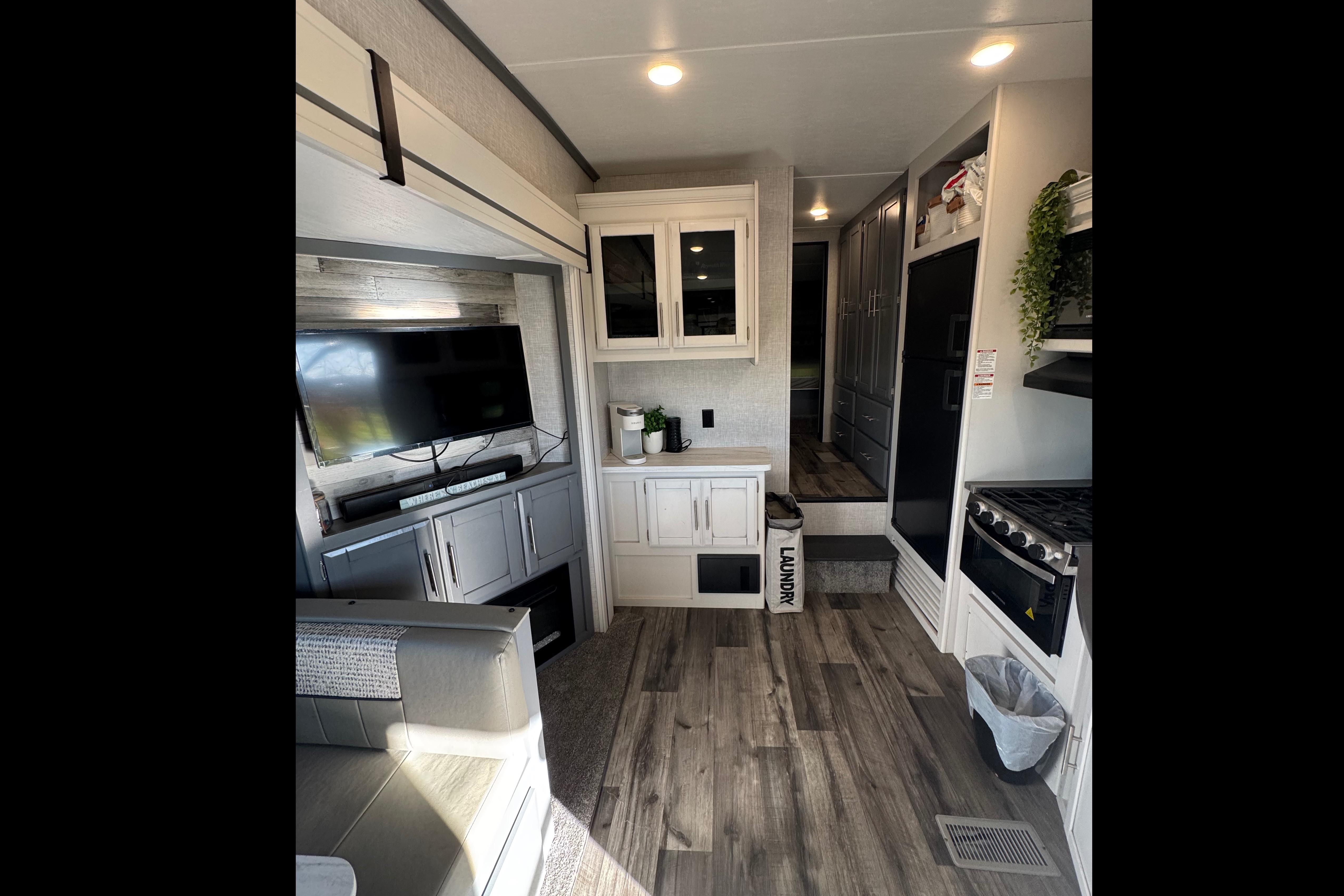 Crossroads Volante Fifth Wheel