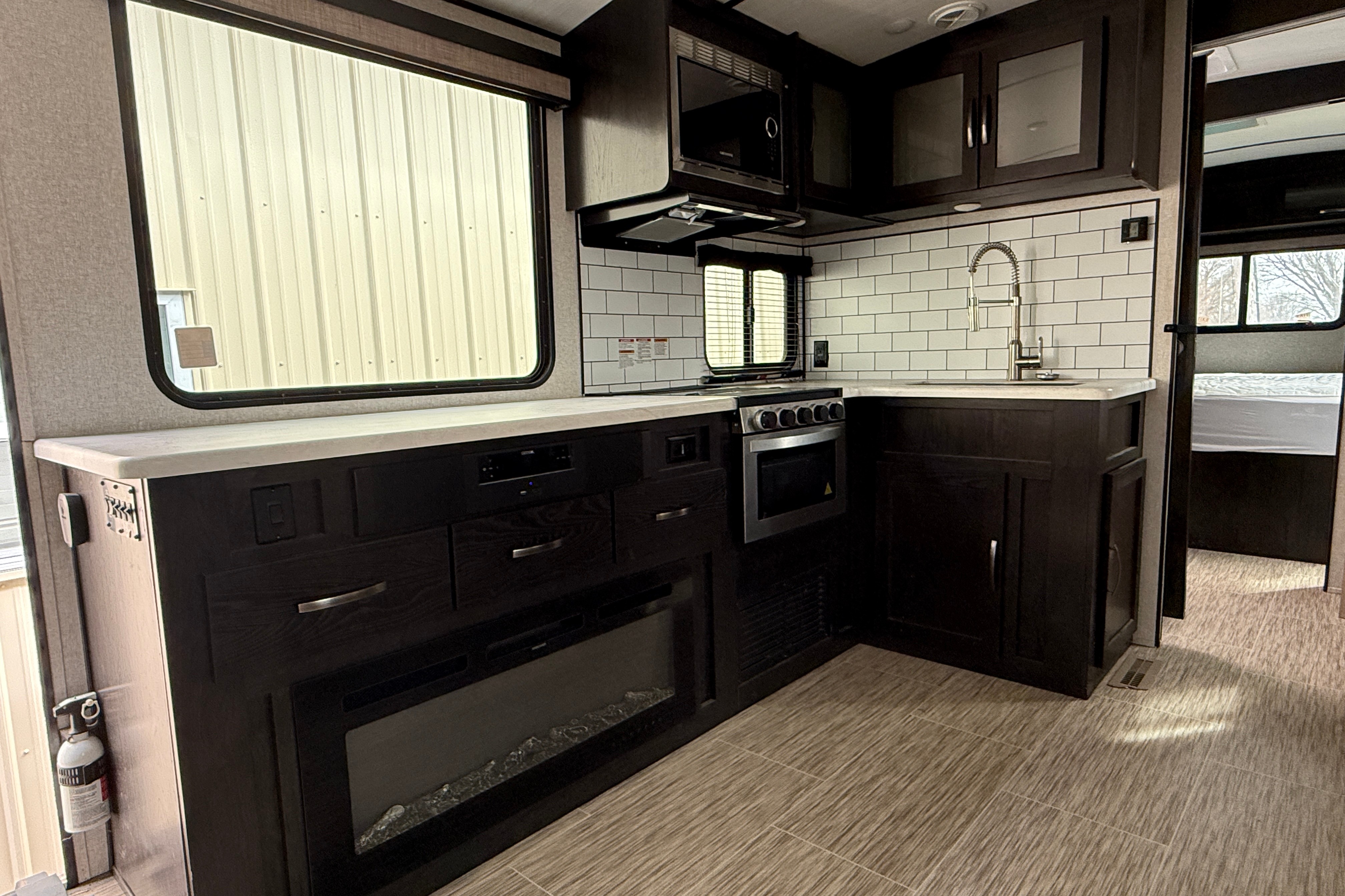 Russ's Forest River SVT272FLS Travel Trailer