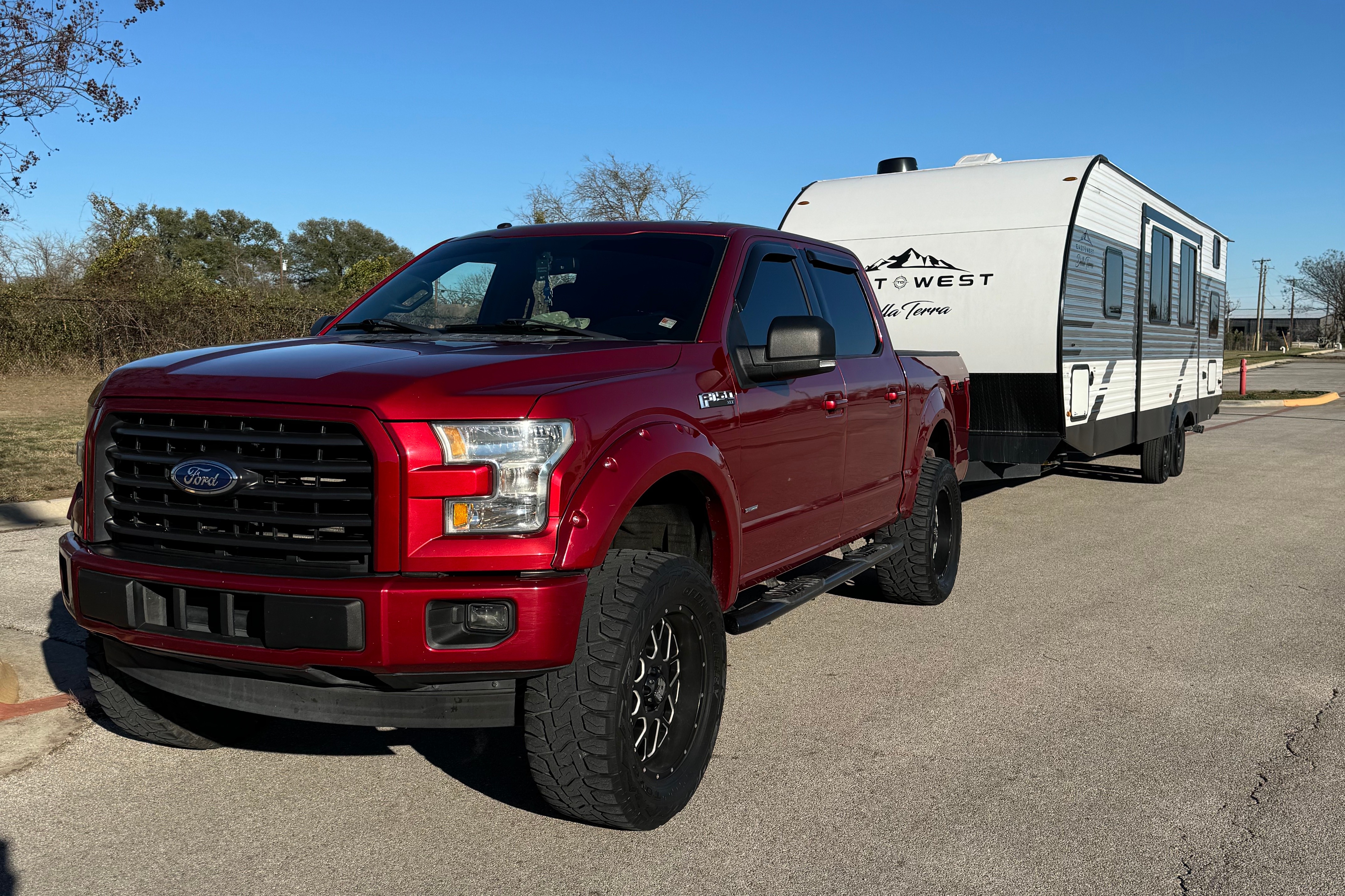 Ricardo's Pet Friendly, 27' Della Terra Travel Trailer