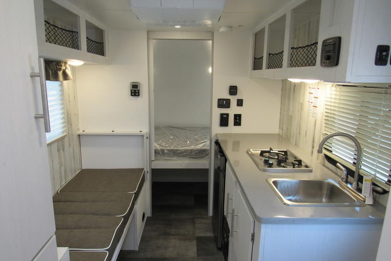 2024 Rove Lite 16rb Travel Trailer