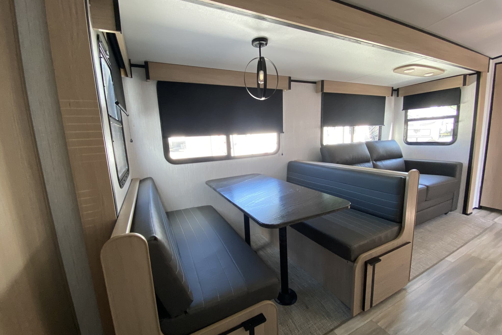 Cruiser RV radiance 28qd