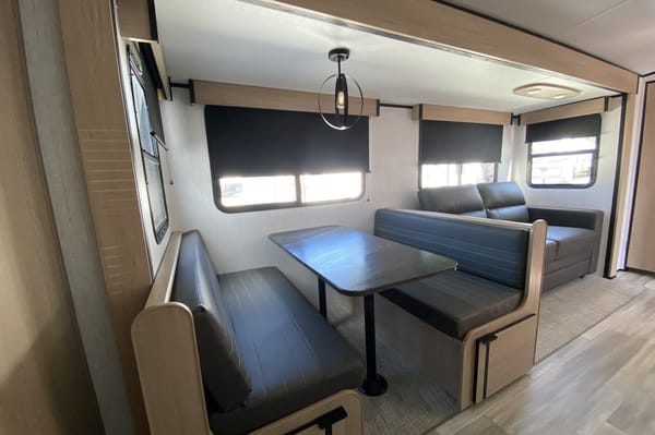 Cruiser RV radiance 28qd