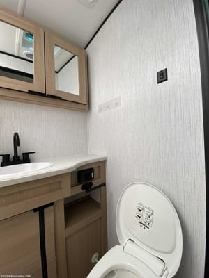 Cruiser RV radiance 28qd