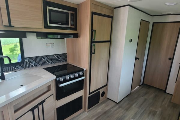 Cruiser RV radiance 28qd