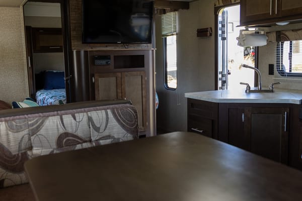 Glamp Lifes 29 Foot Travel Trailer