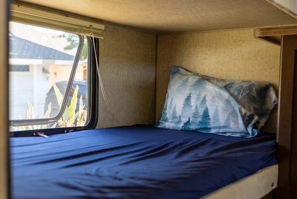 Glamp Lifes 29 Foot Travel Trailer