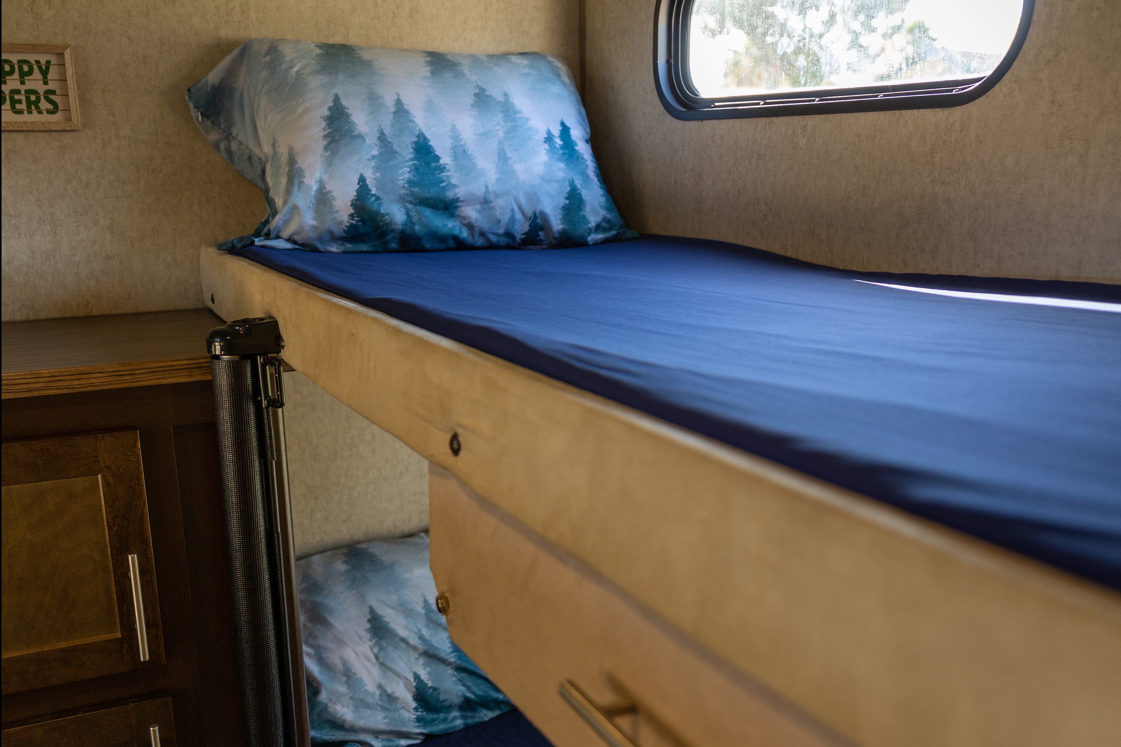Glamp Lifes 29 Foot Travel Trailer