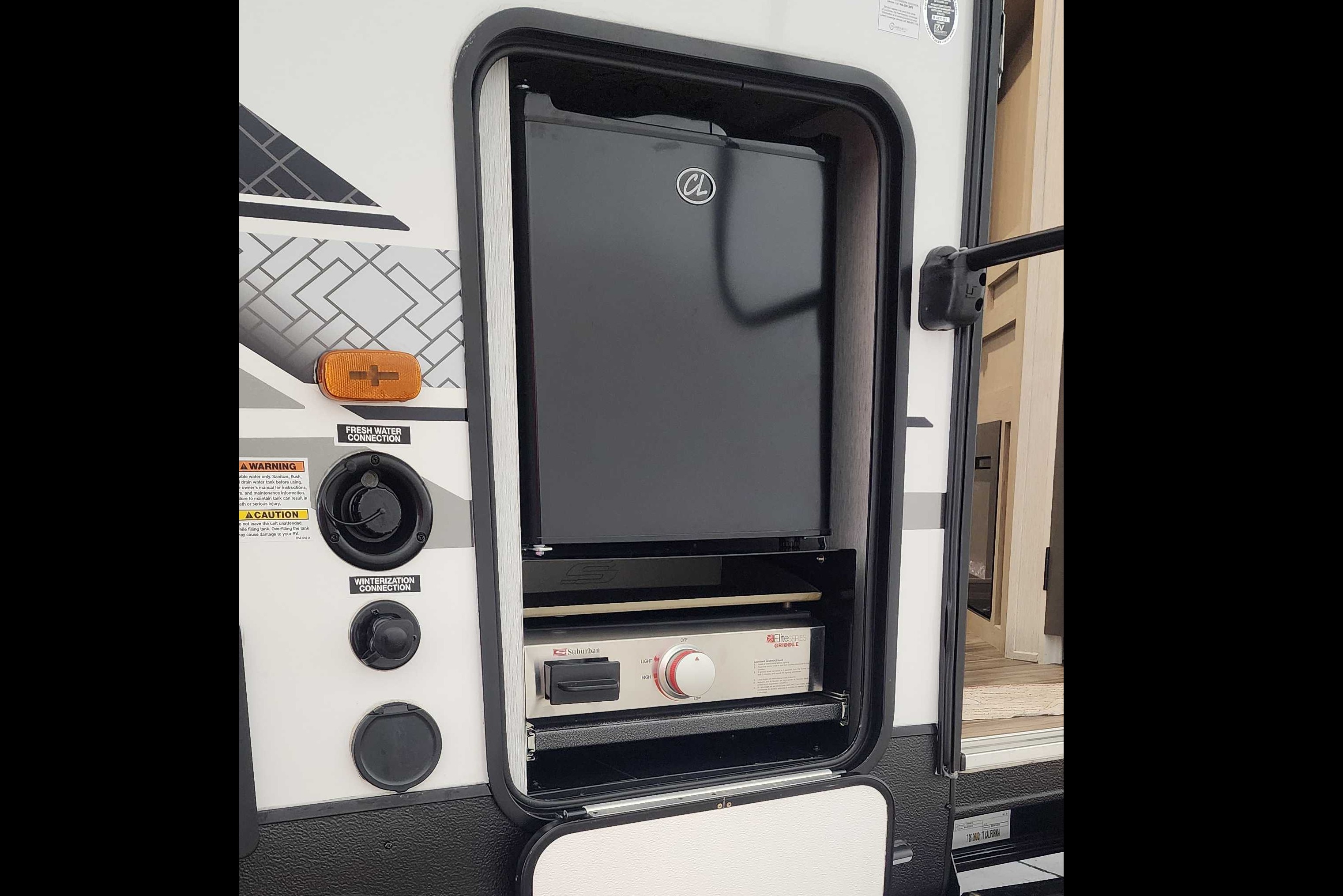 Mike's Evo CSJT2650G Travel Trailer