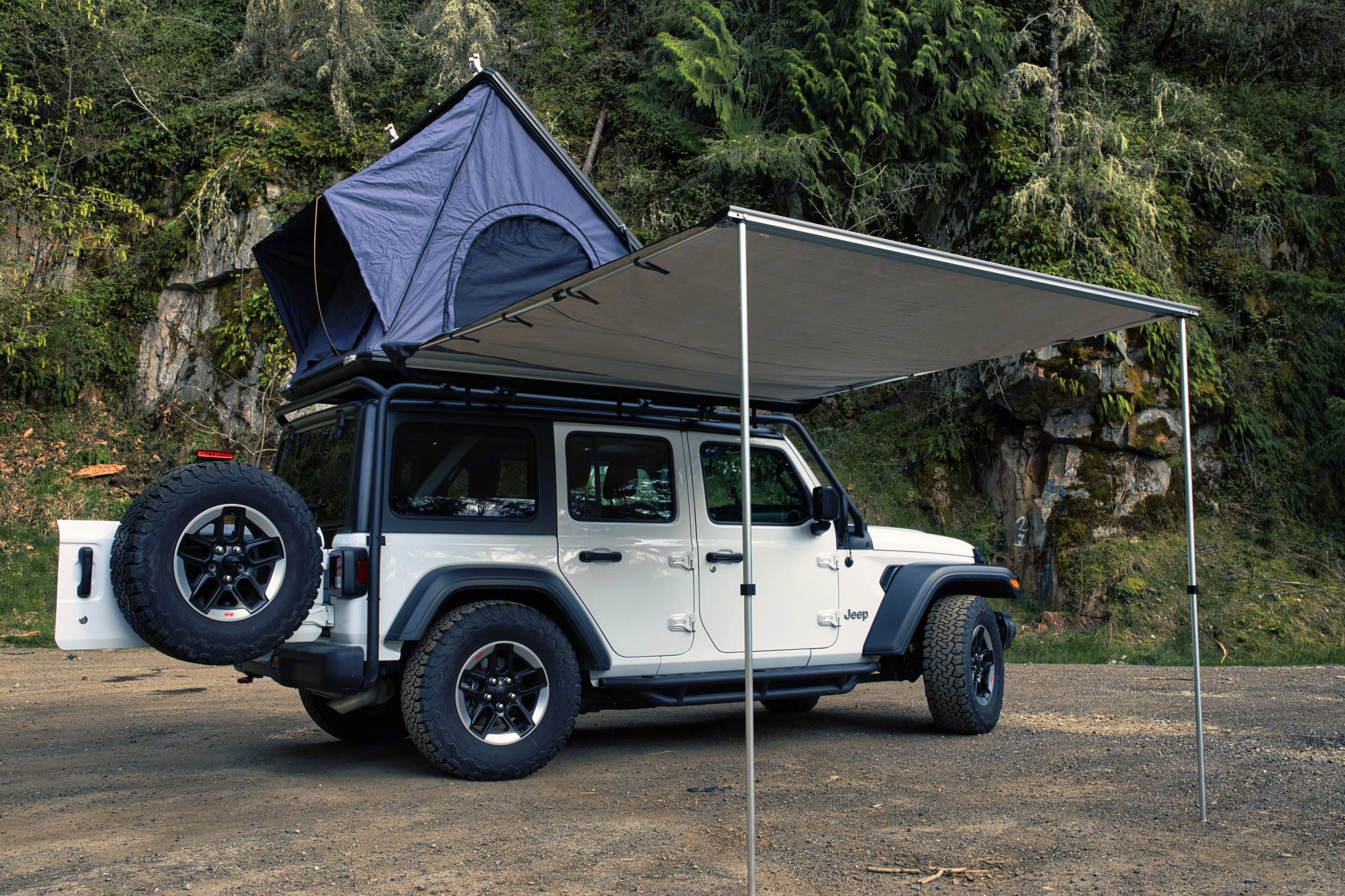 4x4 Jeep Camper - W | All Inclusive | Adventure Ready! | Seattle Overland