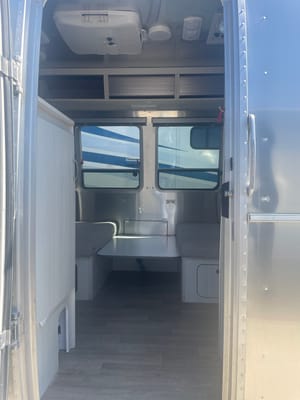 Classic, Cute, Cozy: 20' Airstream (full bed) For Your Coastal Adventure