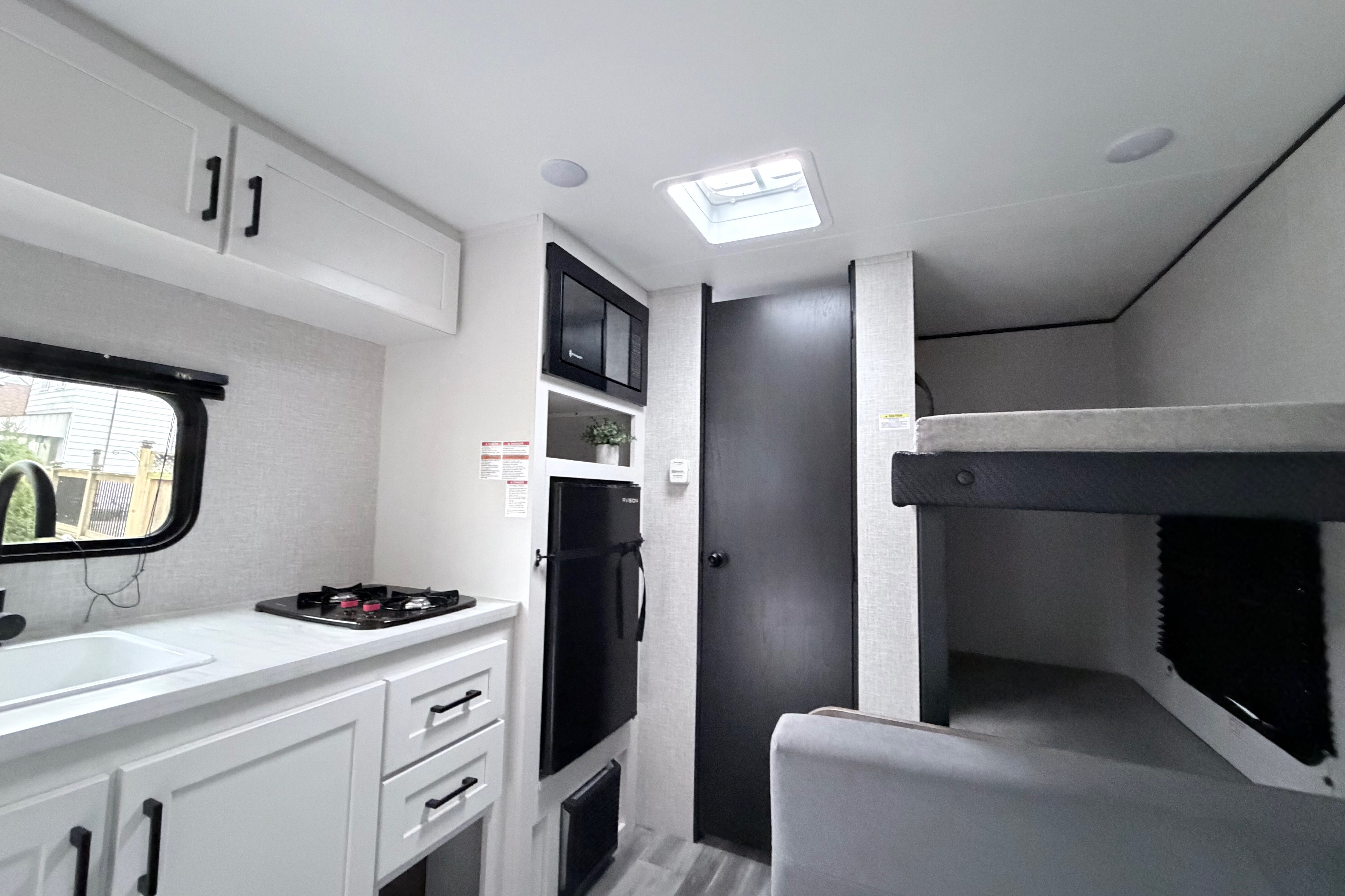 Calista’s Jayco Jayflight SLX Travel Trailer
