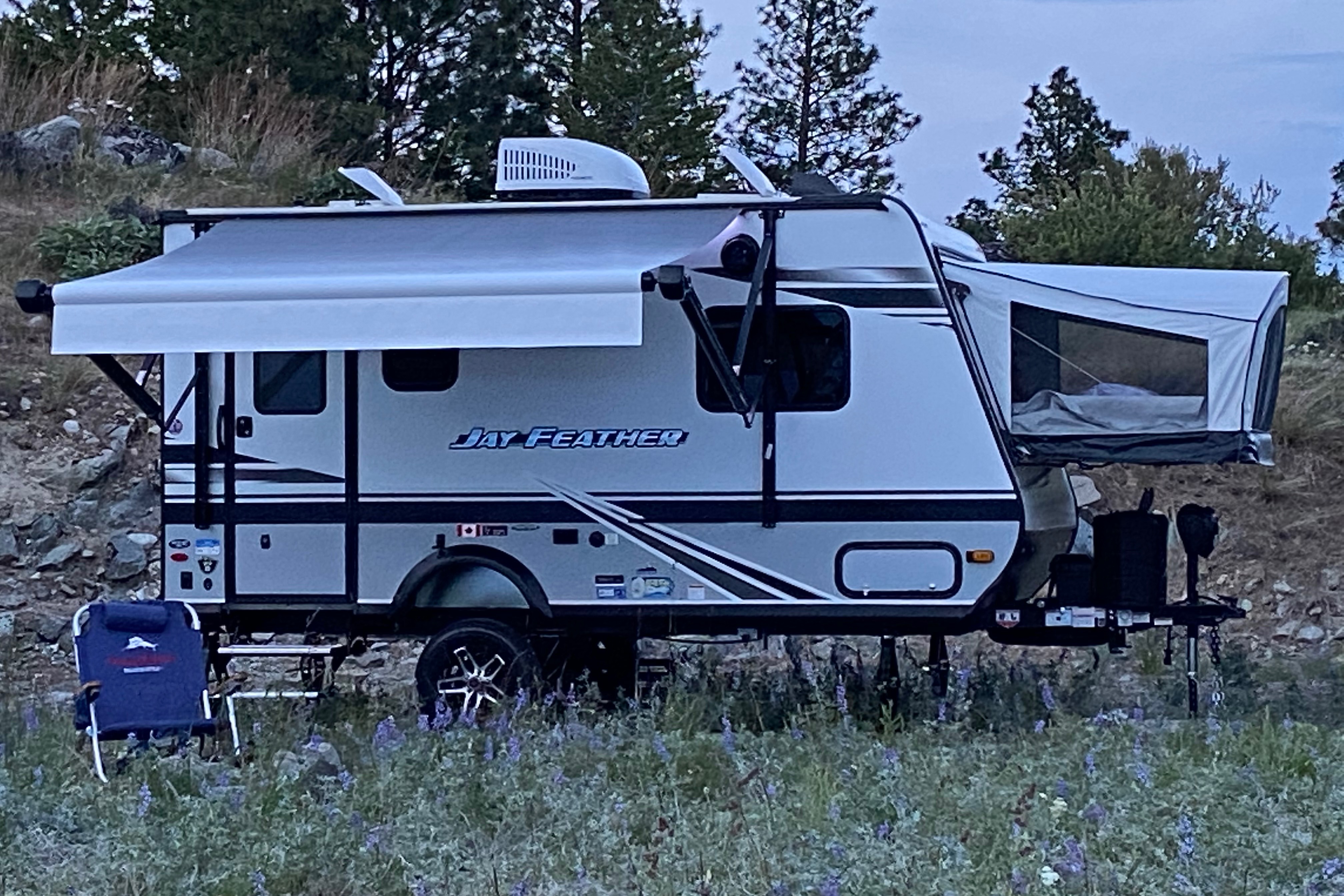 Jeffery's Jayco Jay Feather Hybrid