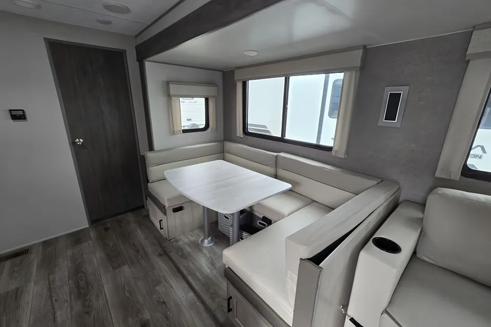 Shelagh's Coachmen 293tqbsck Travel Trailer