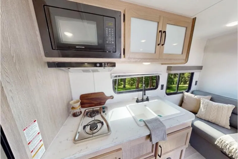 Angie's Grand River 25RB Travel Trailer