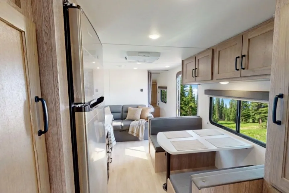 Angie's Grand River 25RB Travel Trailer