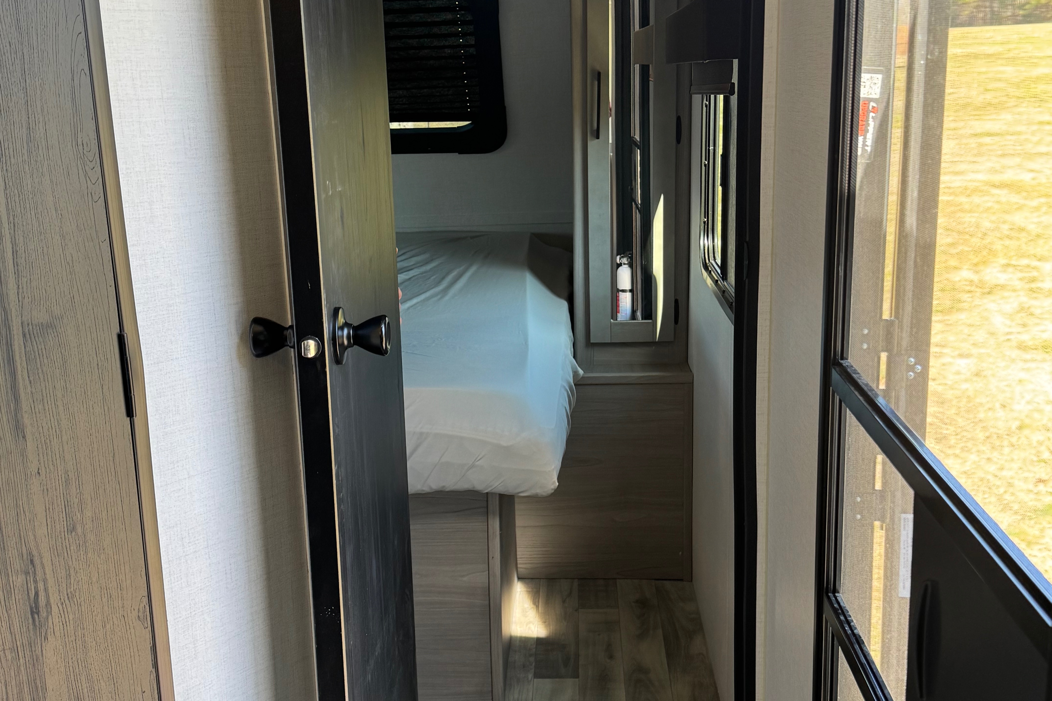 The 4G's Dutchmen Kodiak Ultimate Travel Trailer