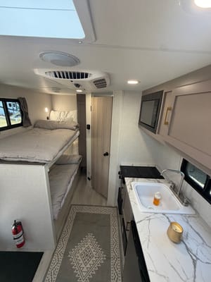 2026 KZ Sportsmen 130bh - Modern | Fully Loaded!!