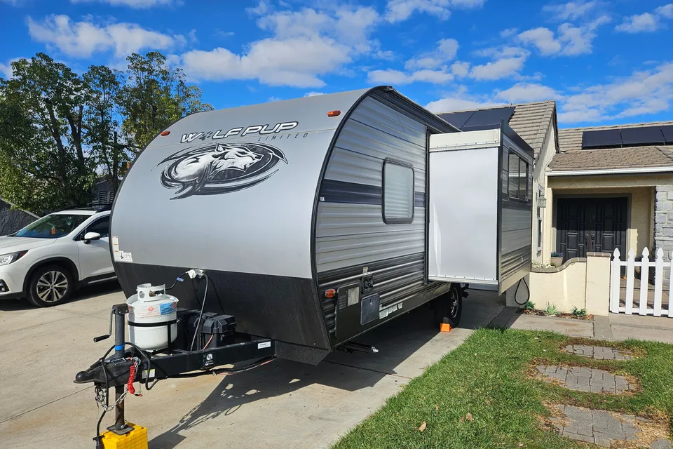 Jonathan's Forest River Wolfpup 16PF Travel Trailer