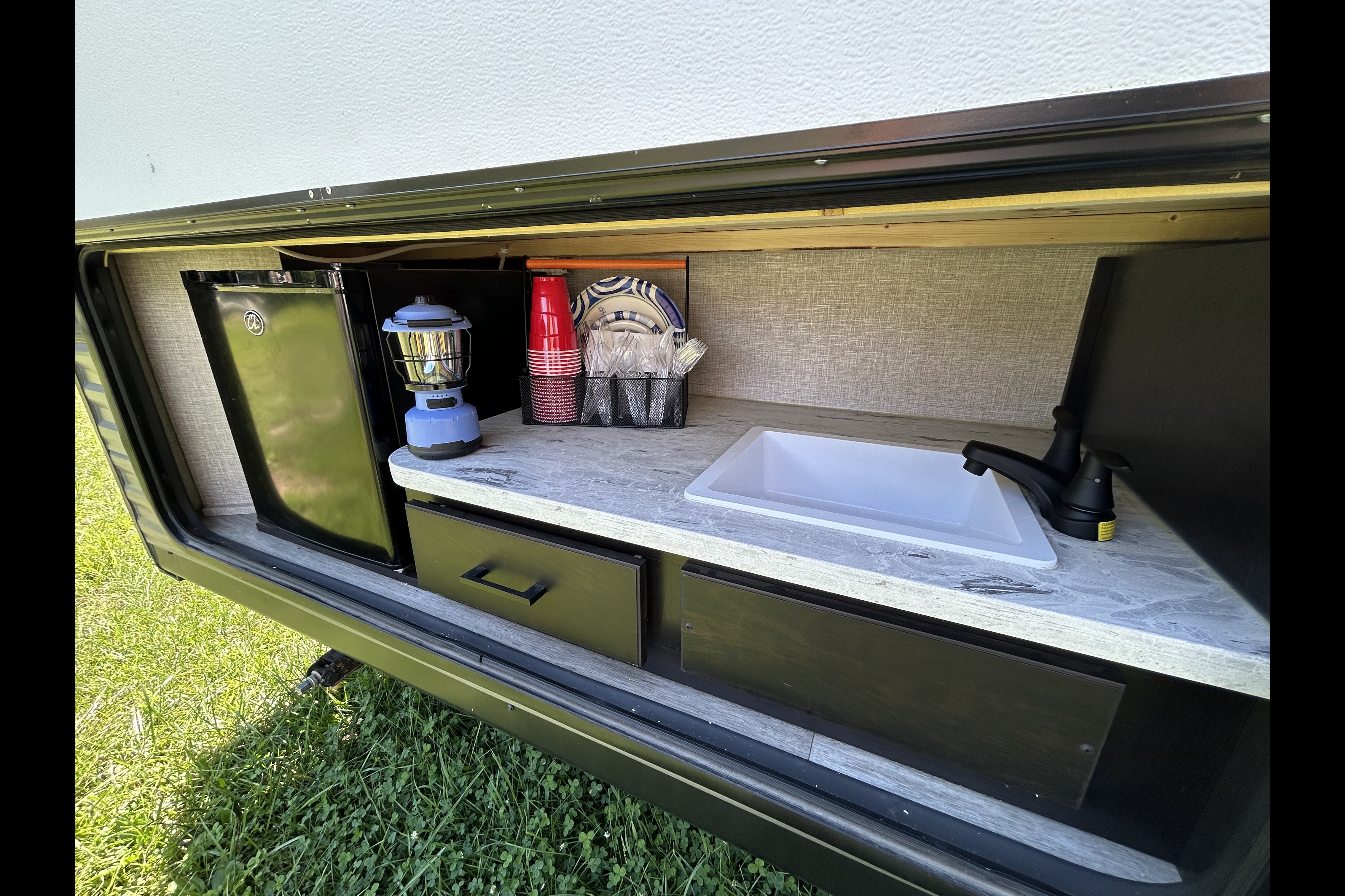 RandR camp adventure family & pet friendly