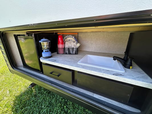 RandR camp adventure family & pet friendly