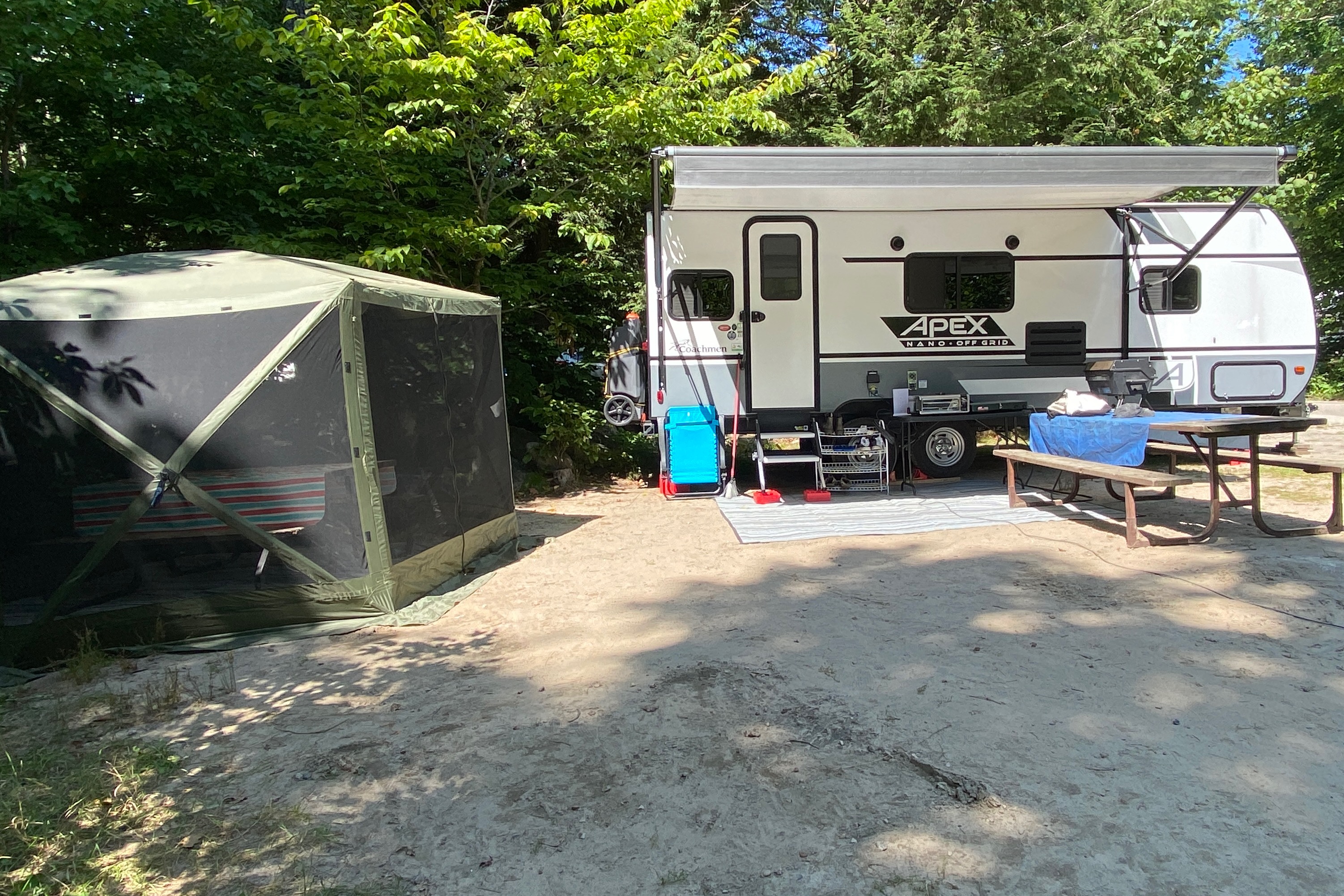 "THE BARNANO" (2021 Apex 213RDS Travel Trailer)