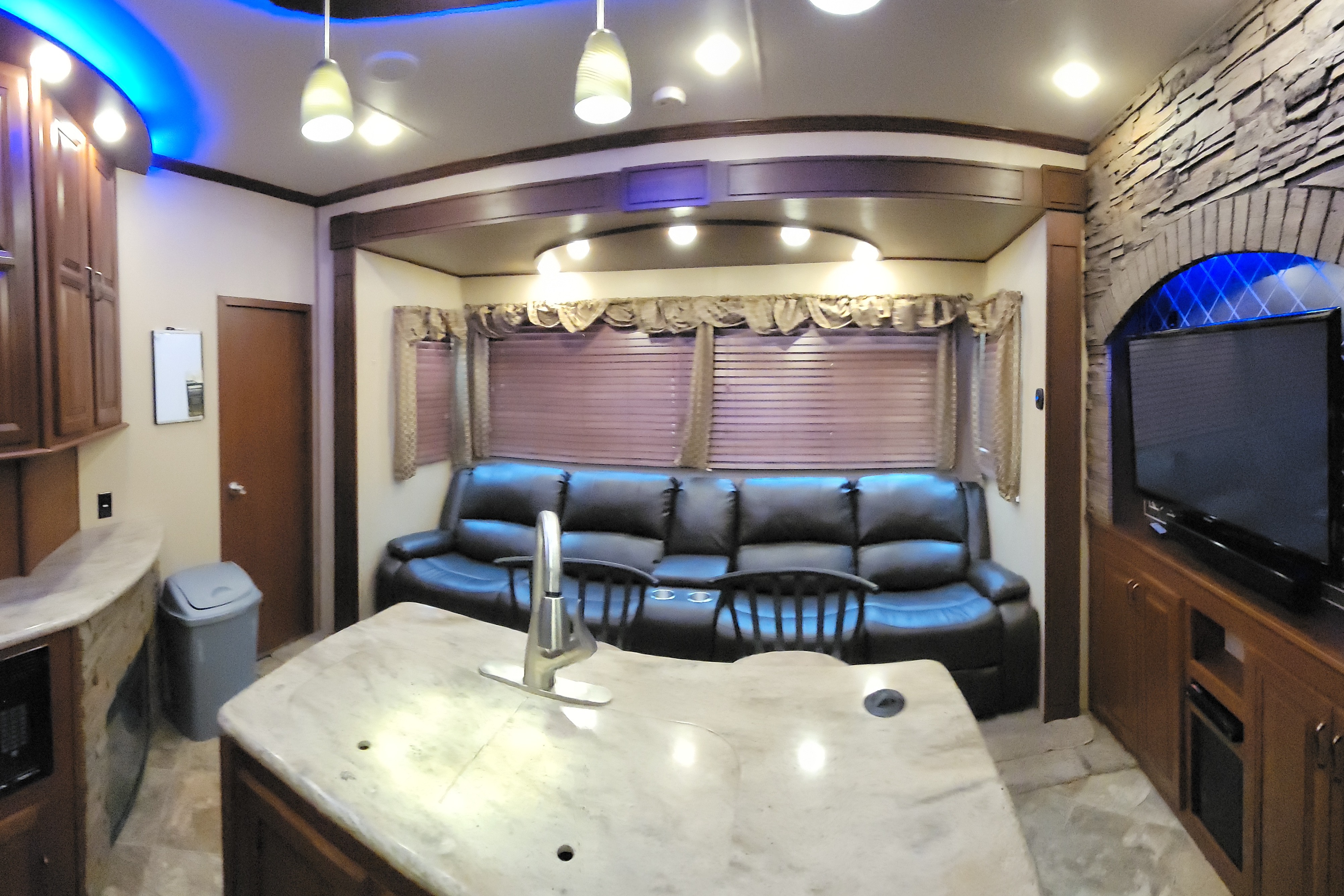 R&R Fifth Wheel Toy Hauler