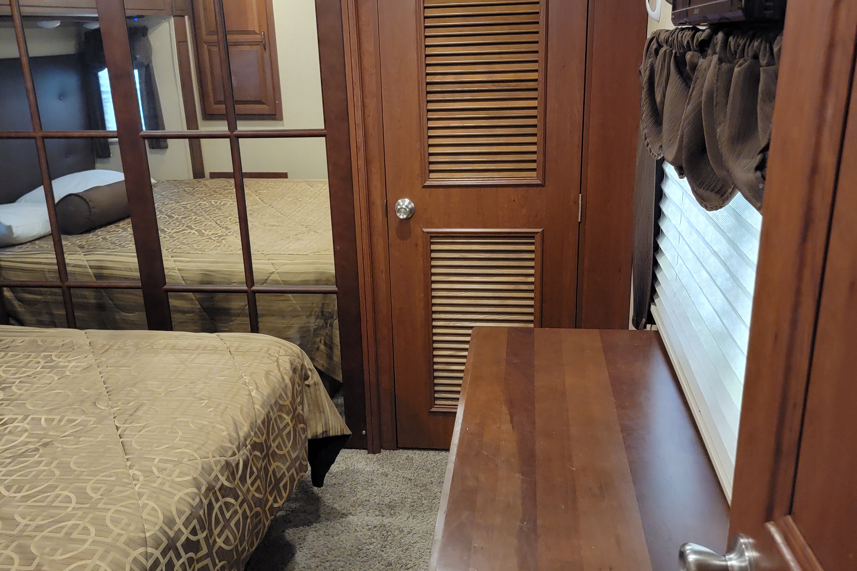 R&R Fifth Wheel Toy Hauler