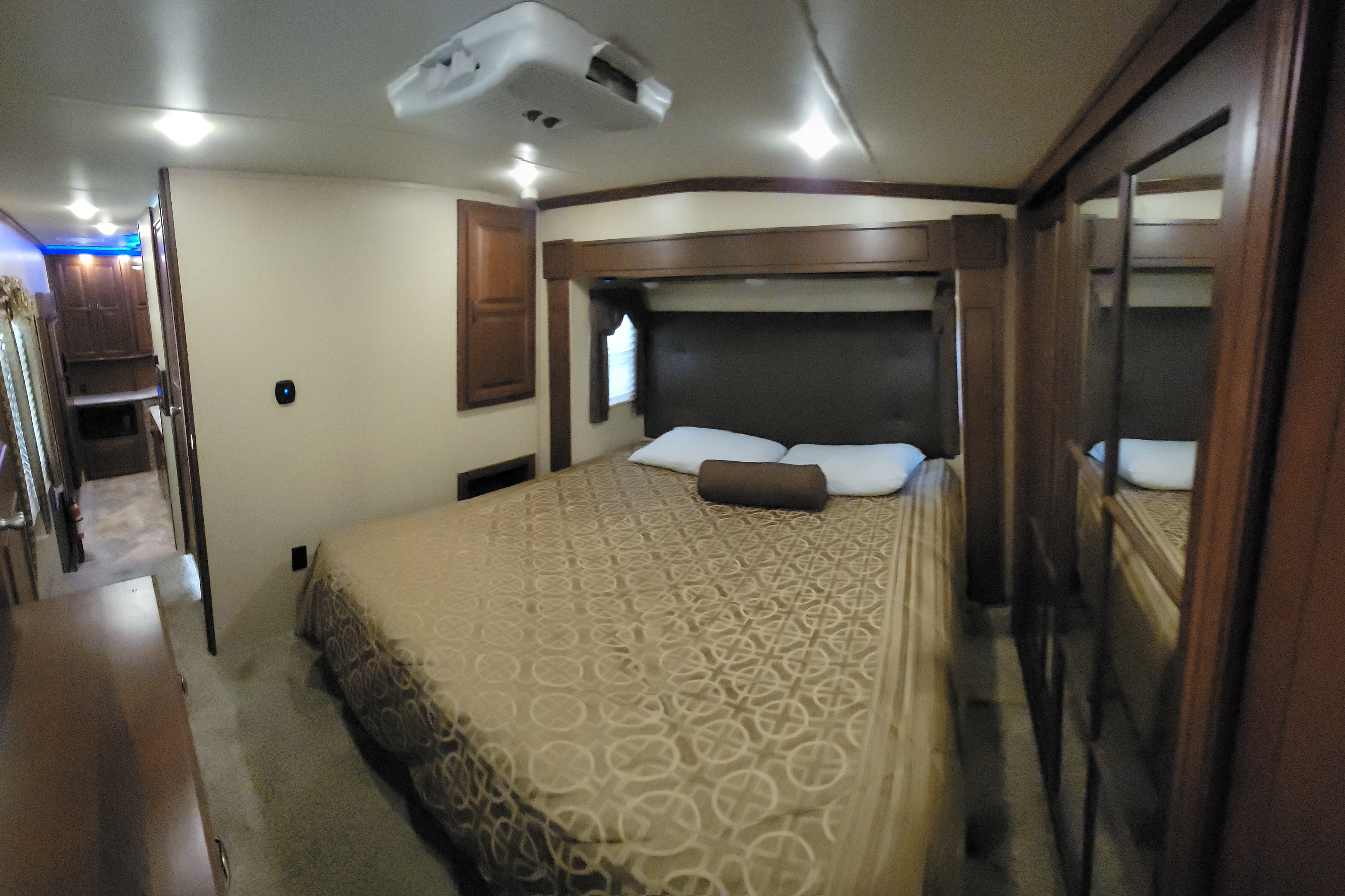 R&R Fifth Wheel Toy Hauler