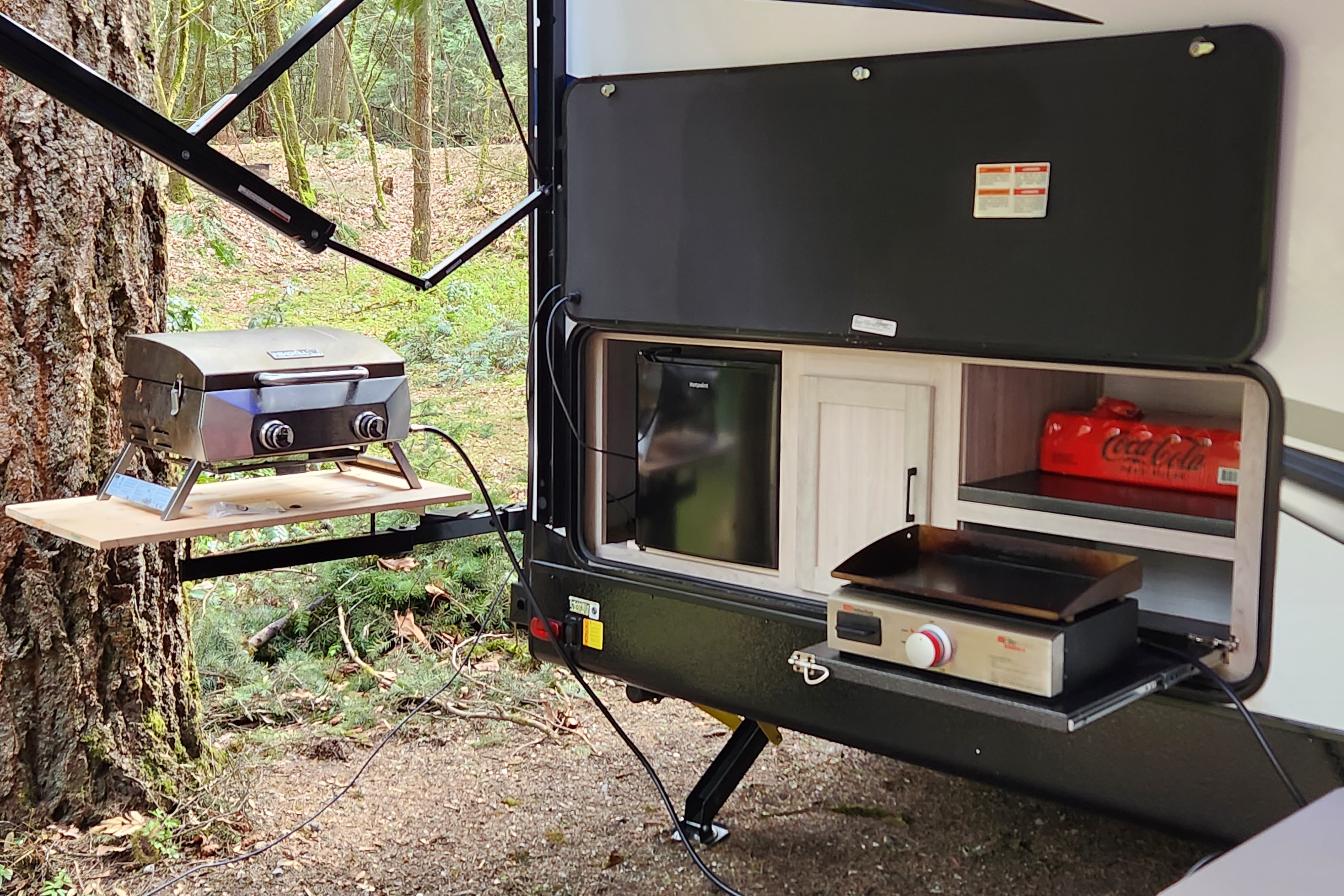 Adventure awaits with all the comforts of home in our 2022 Shadow Cruiser