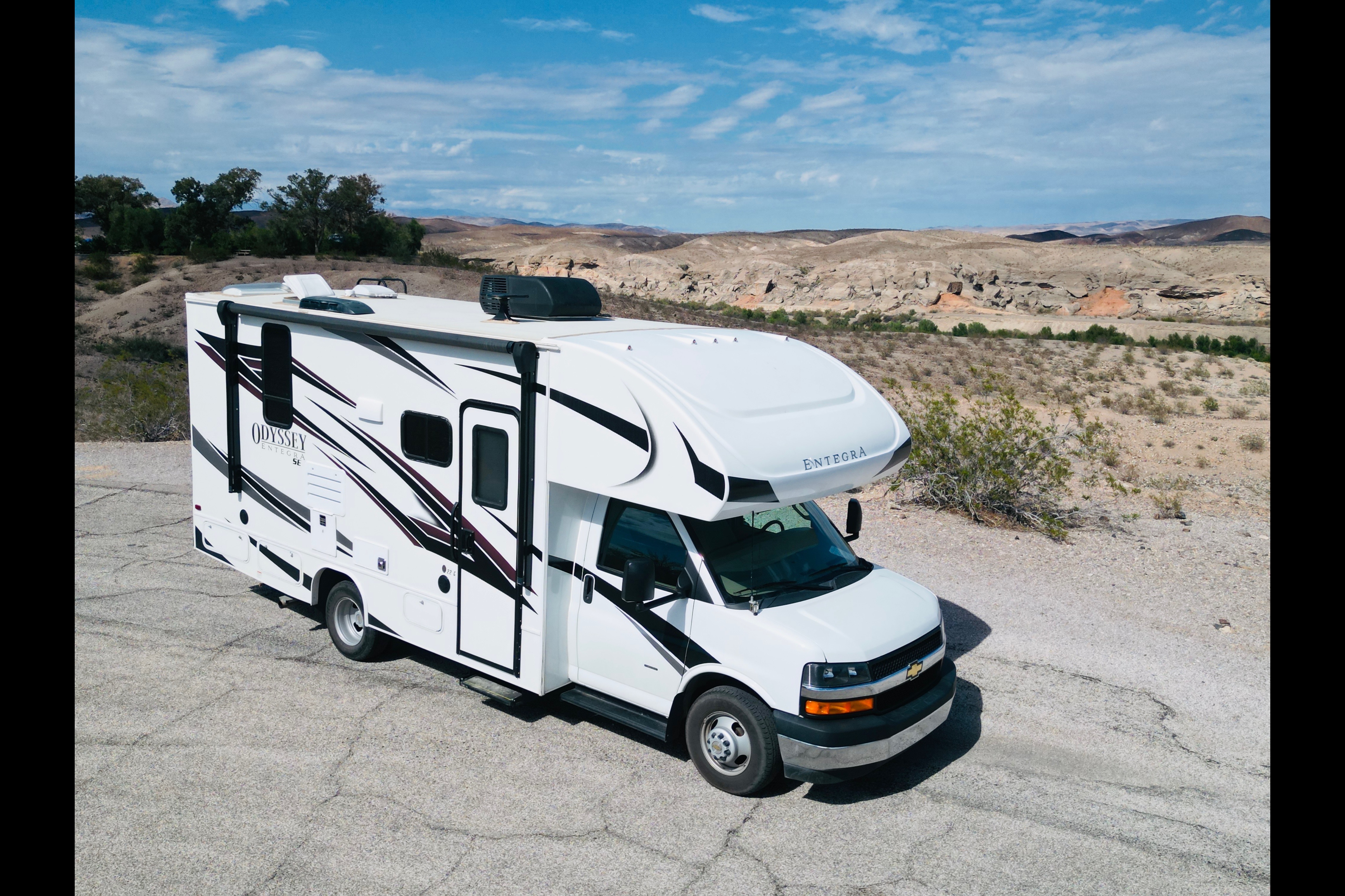Entegra Coach Odyssey SE
