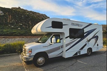 25ft. Class C — easy & fun to drive, a unique road trip experience!