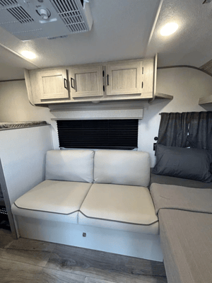 2024 Catalina Sleeps 5 With Bunk Beds!