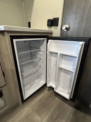 2024 Catalina Sleeps 5 With Bunk Beds!