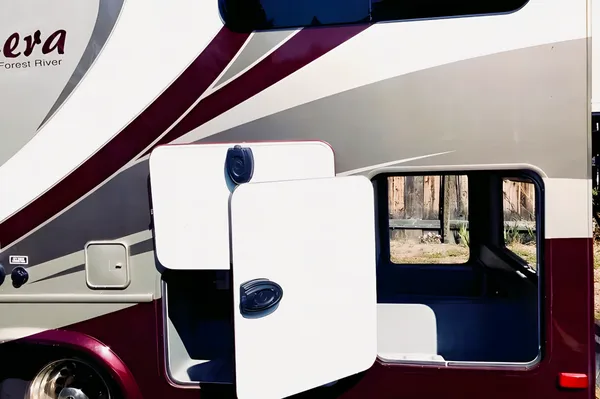 Diesel Mercedes-Benz Class C SOLAR 21MPG -- NEWLY UPGRADE