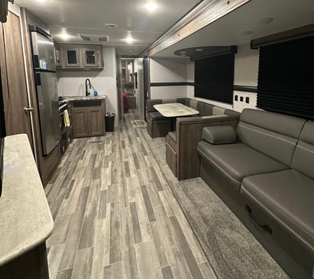 Crossroads Zinger Travel Trailer