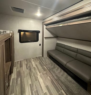 Crossroads Zinger Travel Trailer
