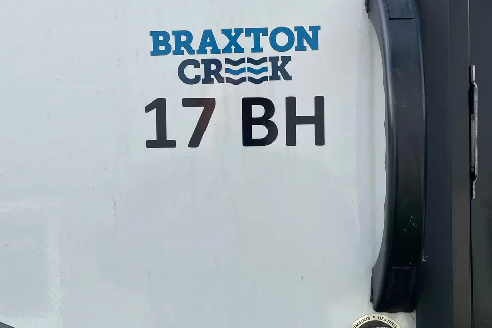 BraxtonCreek 17BH Mini-roulotte