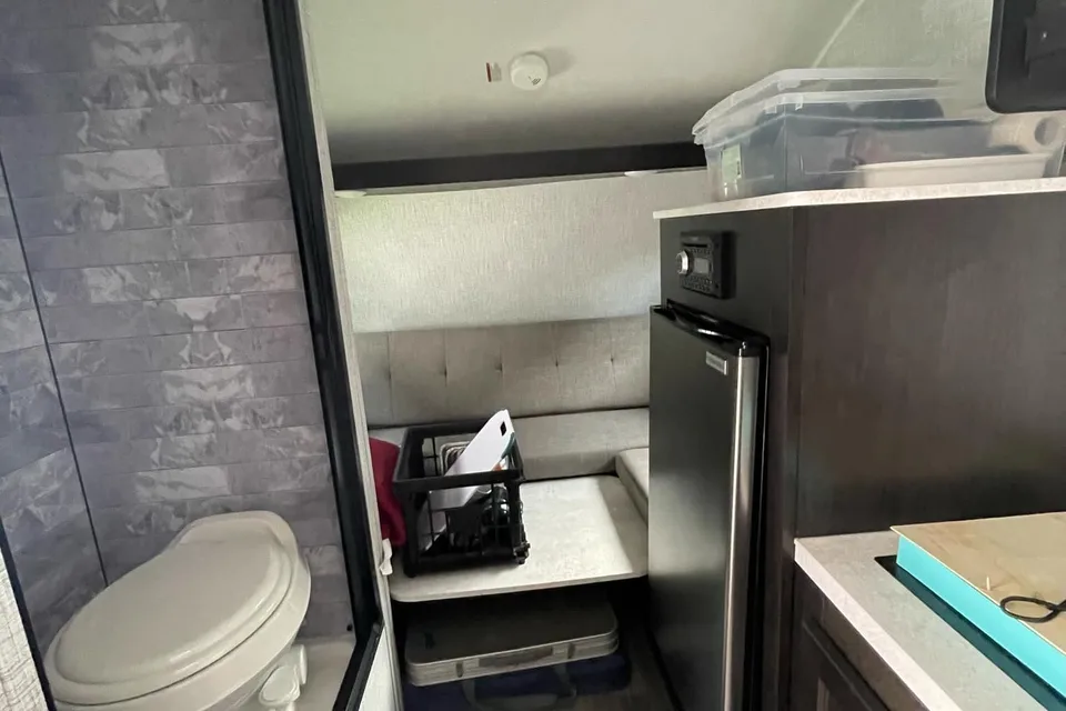 BraxtonCreek 17BH Mini-roulotte